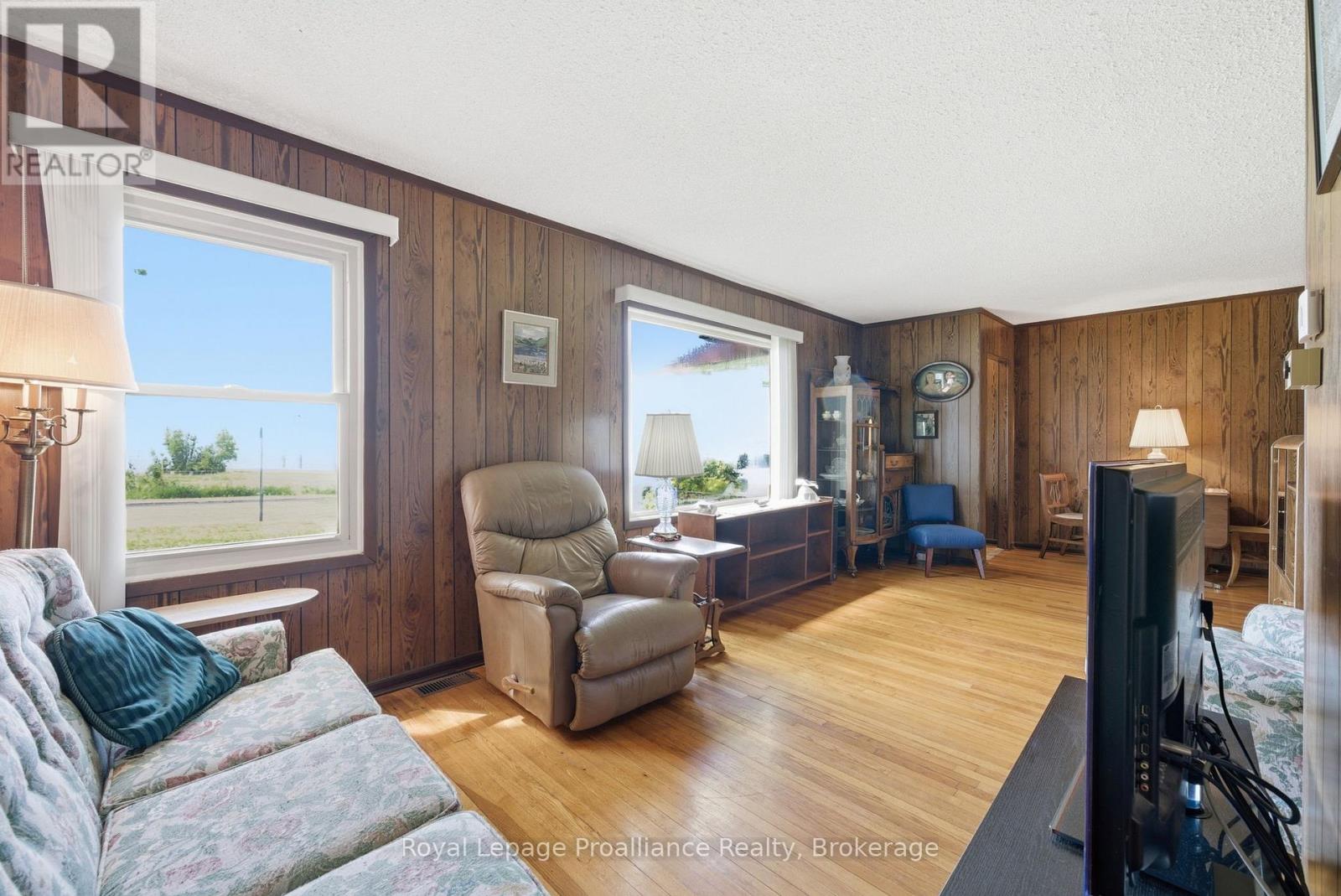 478 MONK STREET - 12