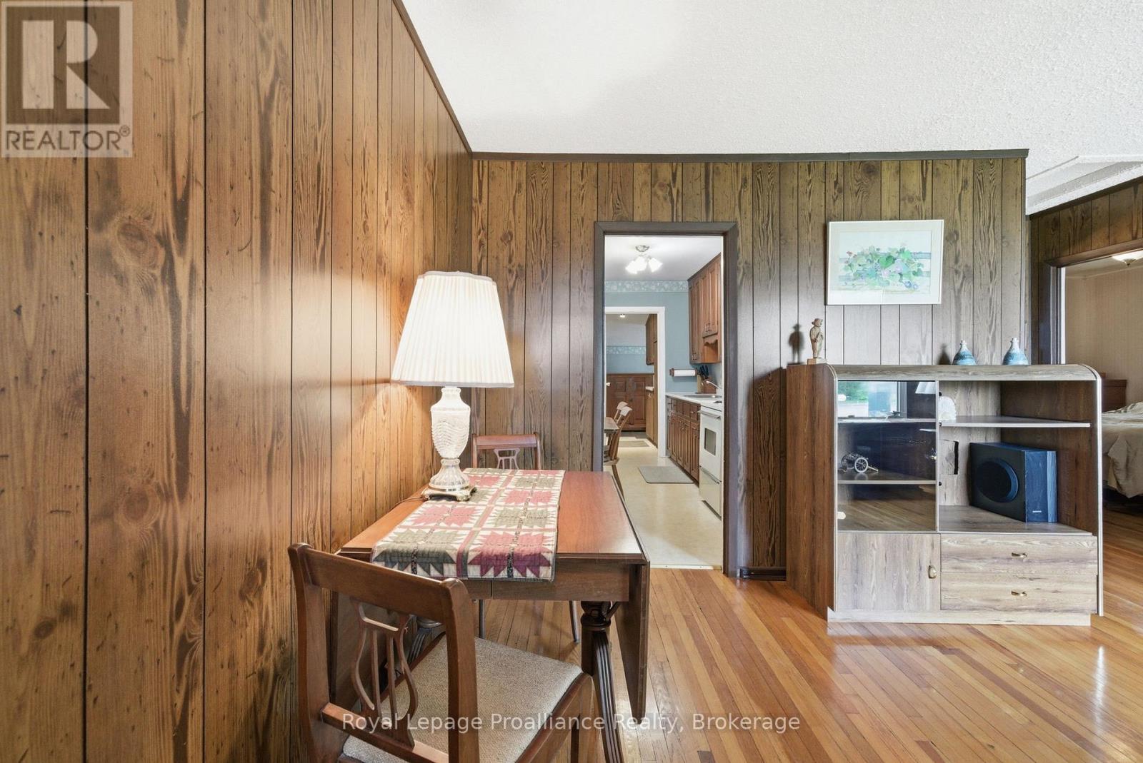 478 MONK STREET - 16