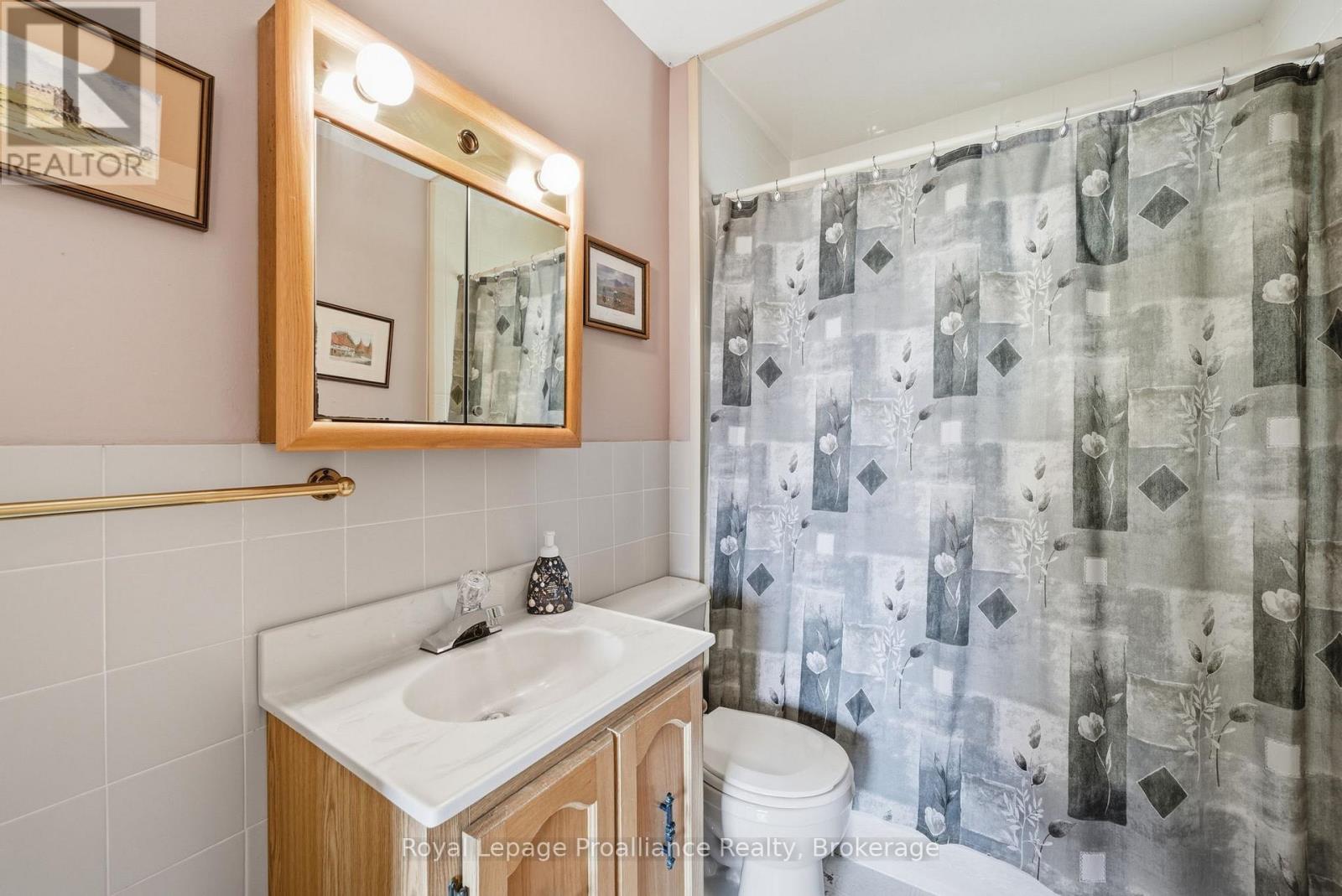 478 MONK STREET - 25