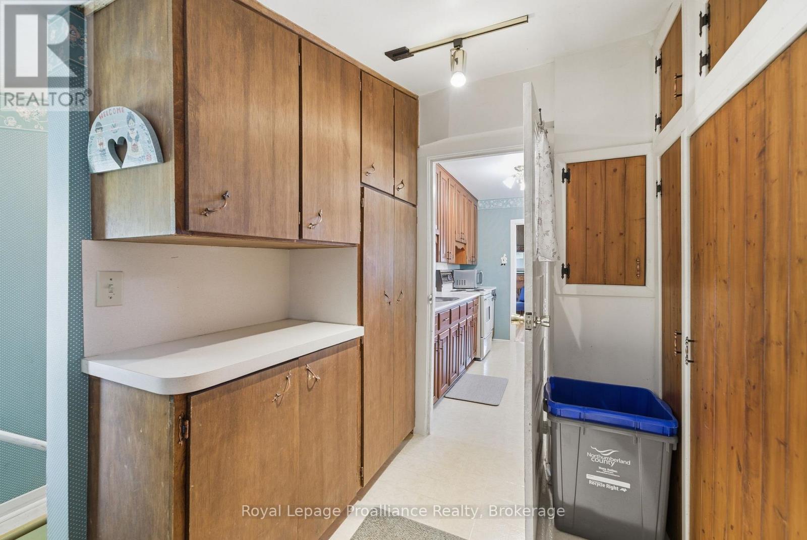 478 MONK STREET - 27