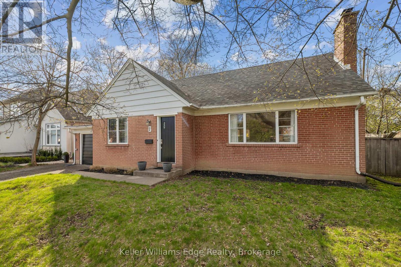 7 WASHINGTON AVENUE - 2