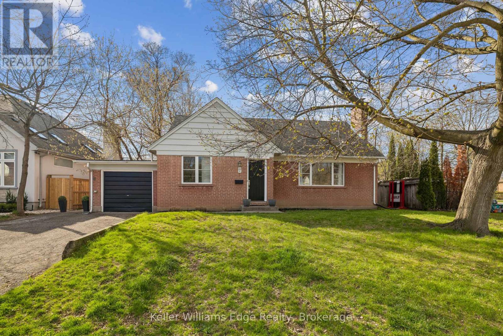 7 WASHINGTON AVENUE - 1