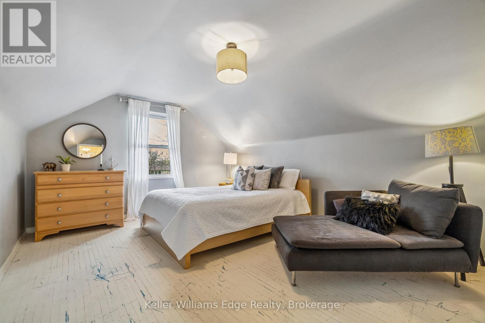 7 WASHINGTON AVENUE - 23