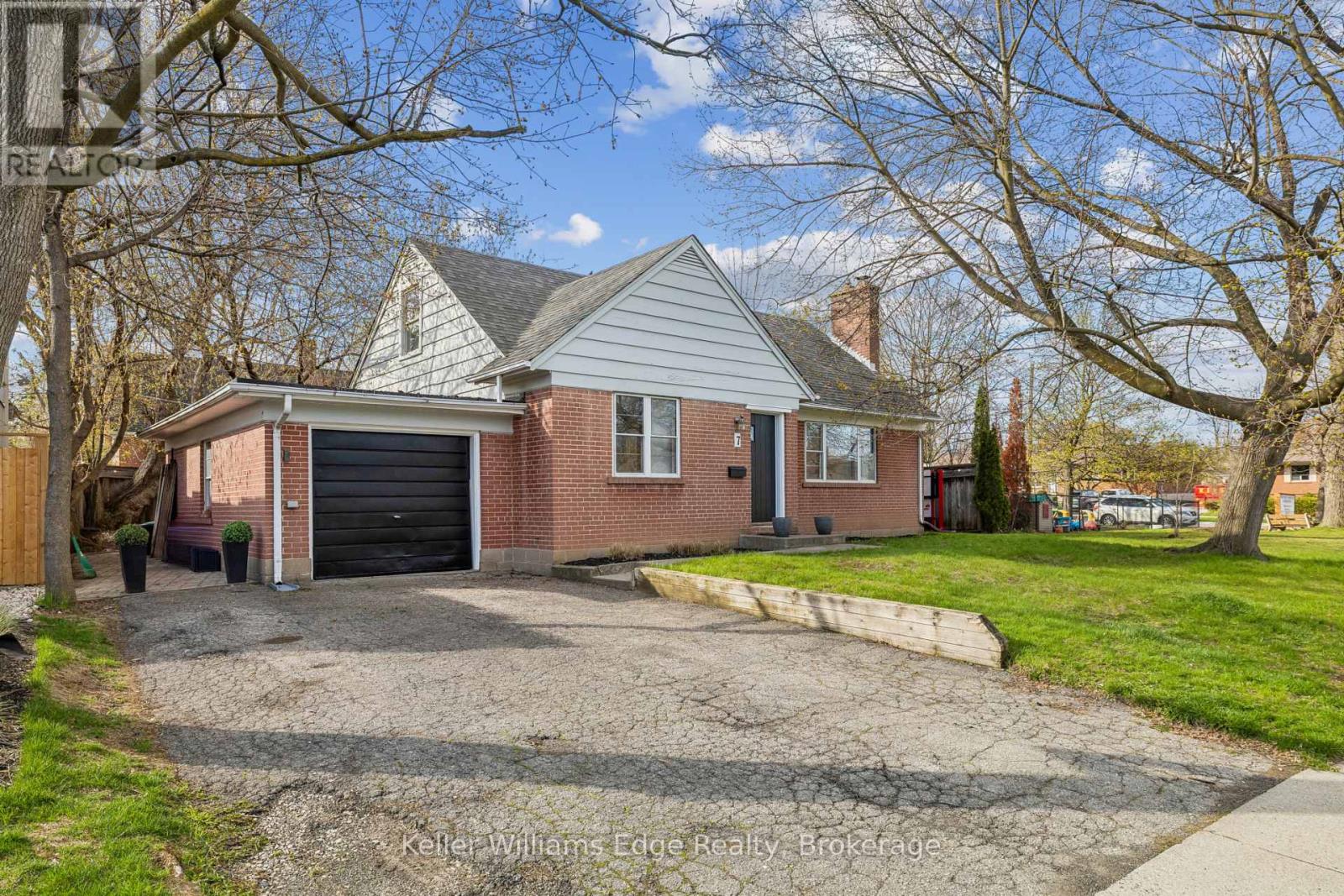 7 WASHINGTON AVENUE - 3
