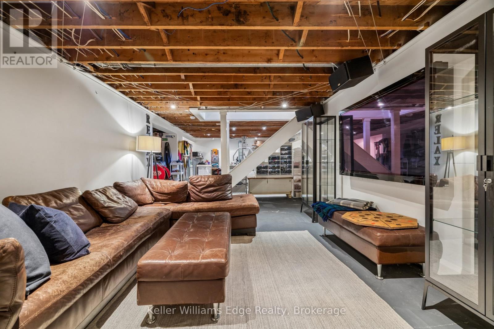 7 WASHINGTON AVENUE - 31