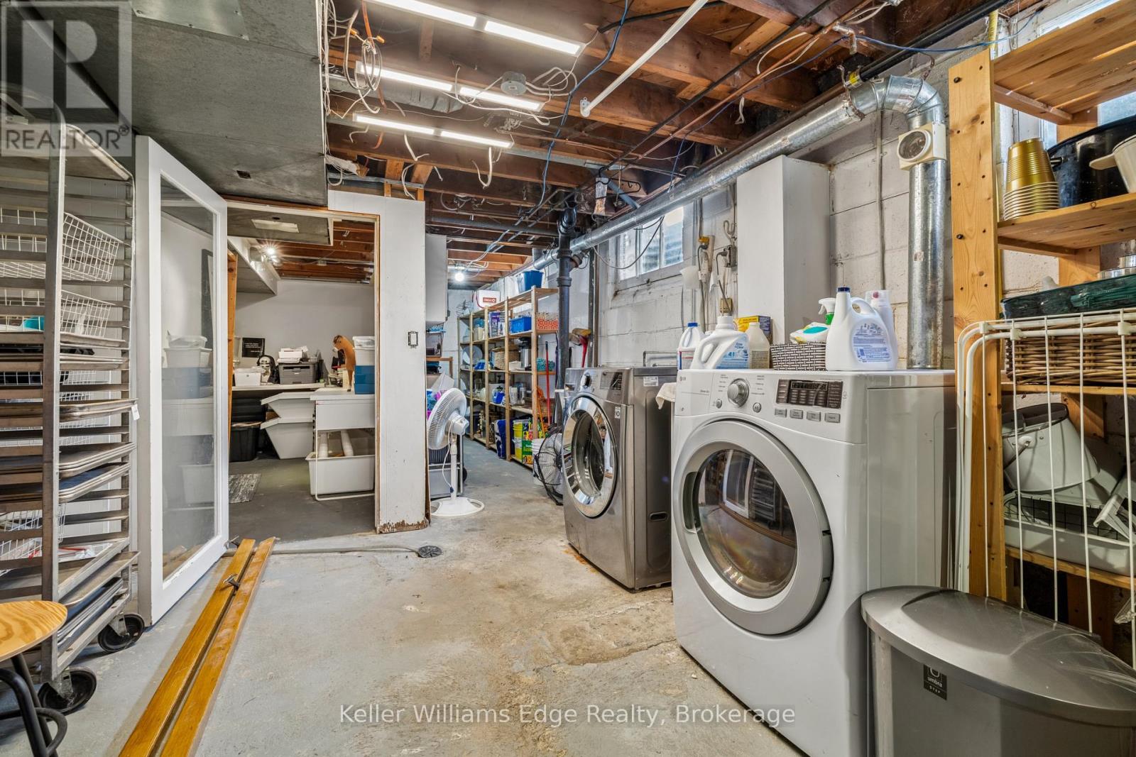 7 WASHINGTON AVENUE - 36