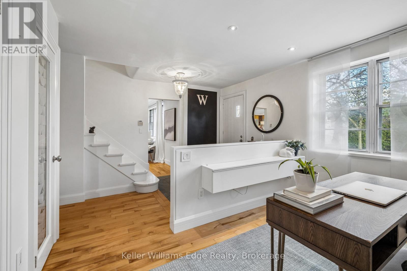 7 WASHINGTON AVENUE - 8