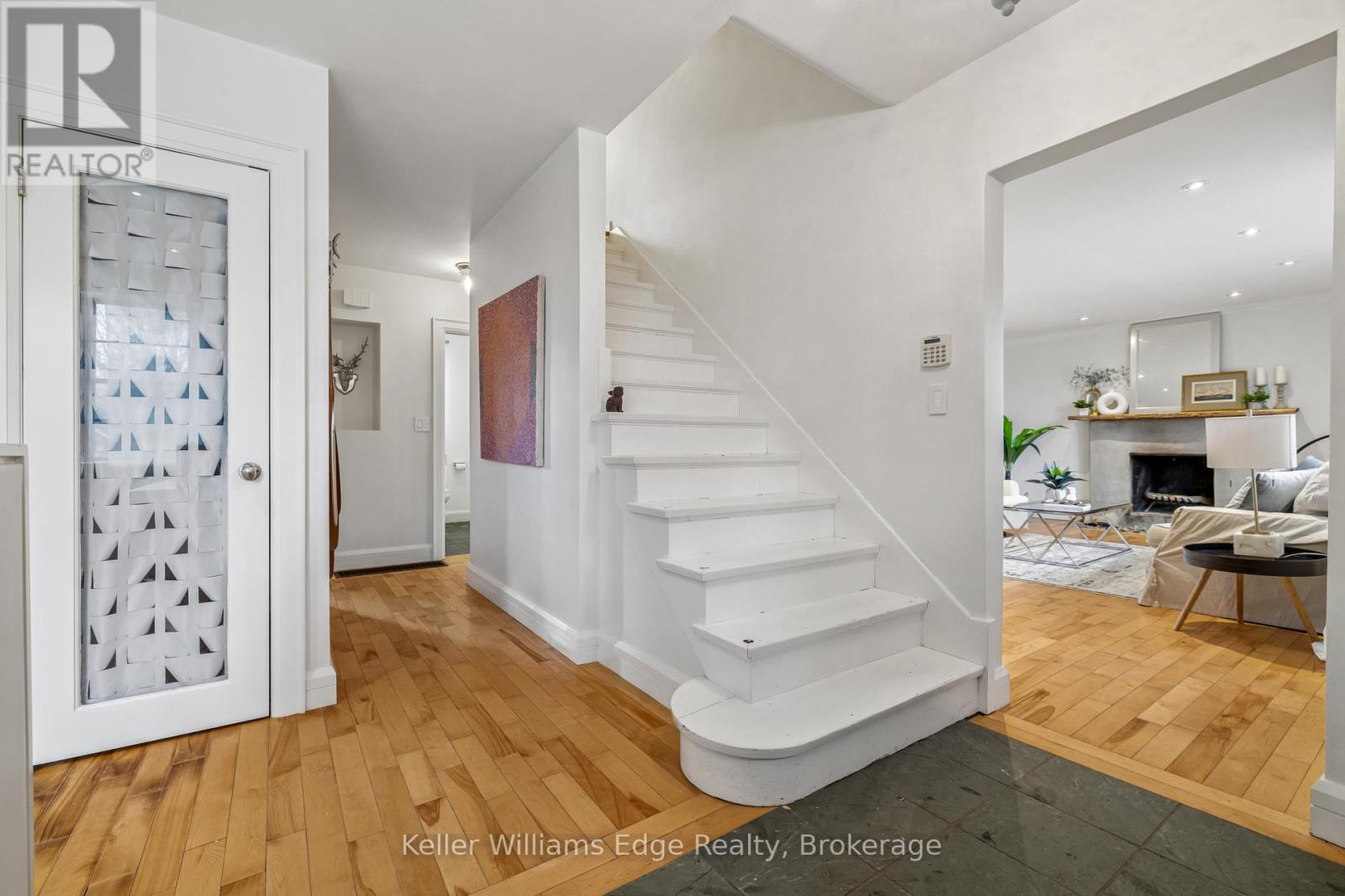 7 WASHINGTON AVENUE - 9