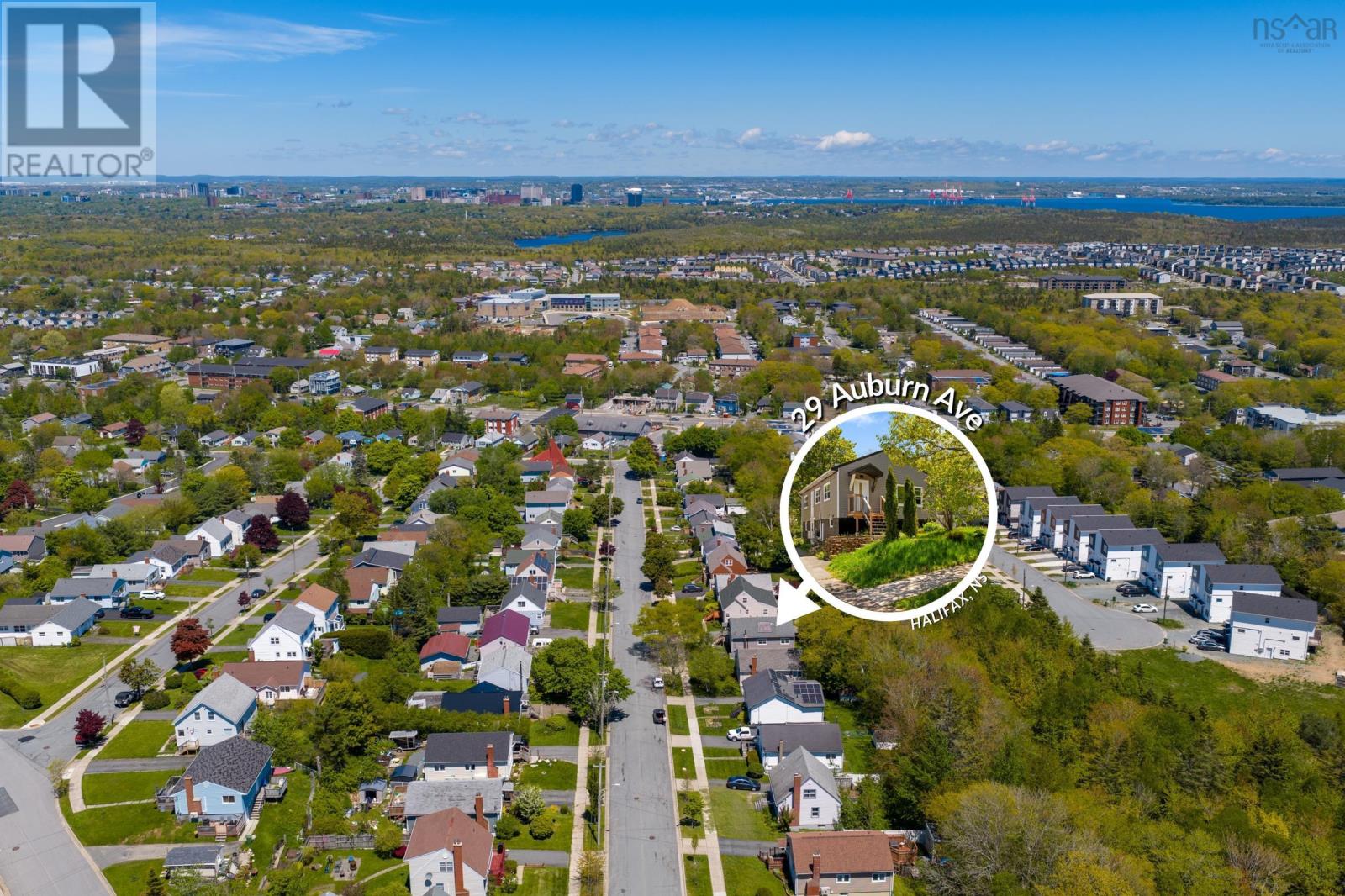 Property 22 of 22 of 29 Auburn Avenue