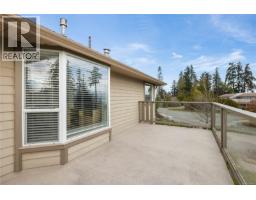 Kitchen - 615 Chinook Ave, Parksville, BC V9P1A5 Photo 10