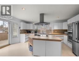 615 Chinook Ave, Parksville, BC V9P1A5 Photo 18
