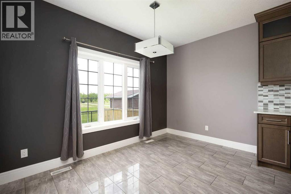 328 Dixon Road — photo 15