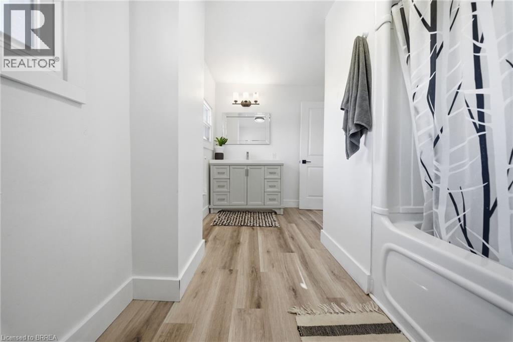 2500 PINEGROVE Road - 28