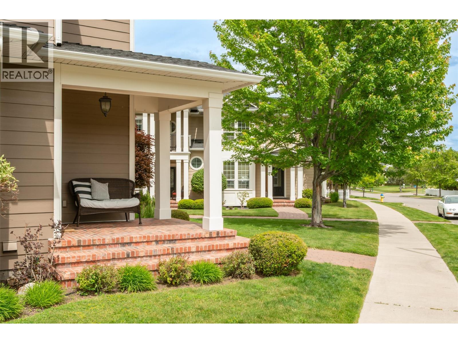 #19 328 Providence Avenue - 2