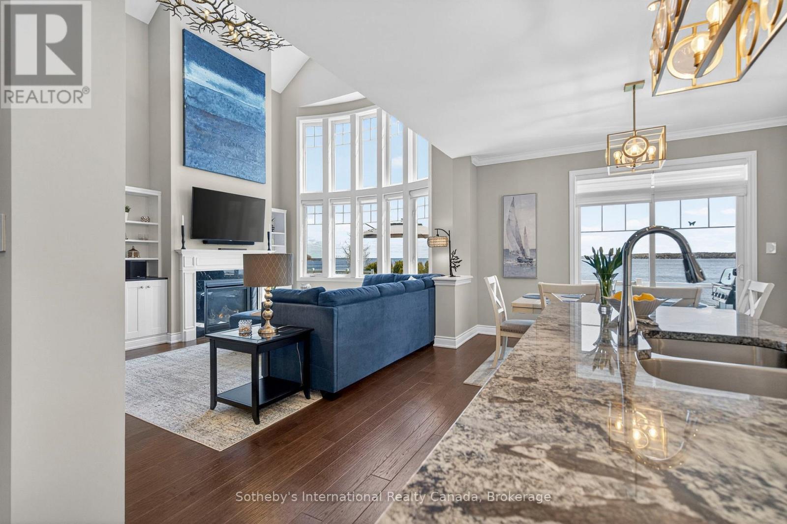 409 BAYPORT BOULEVARD - 18