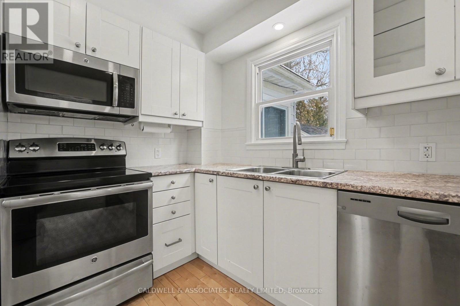 4 Bed, 2 Bath House for Rent in Ottawa – 5 ARUNDEL AVENUE, Ottawa – MLS# X13420146 - Image 12