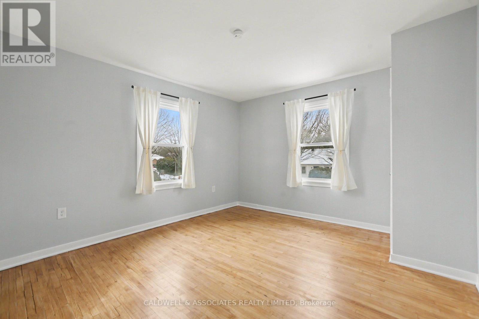 4 Bed, 2 Bath House for Rent in Ottawa – 5 ARUNDEL AVENUE, Ottawa – MLS# X13420146 - Image 18