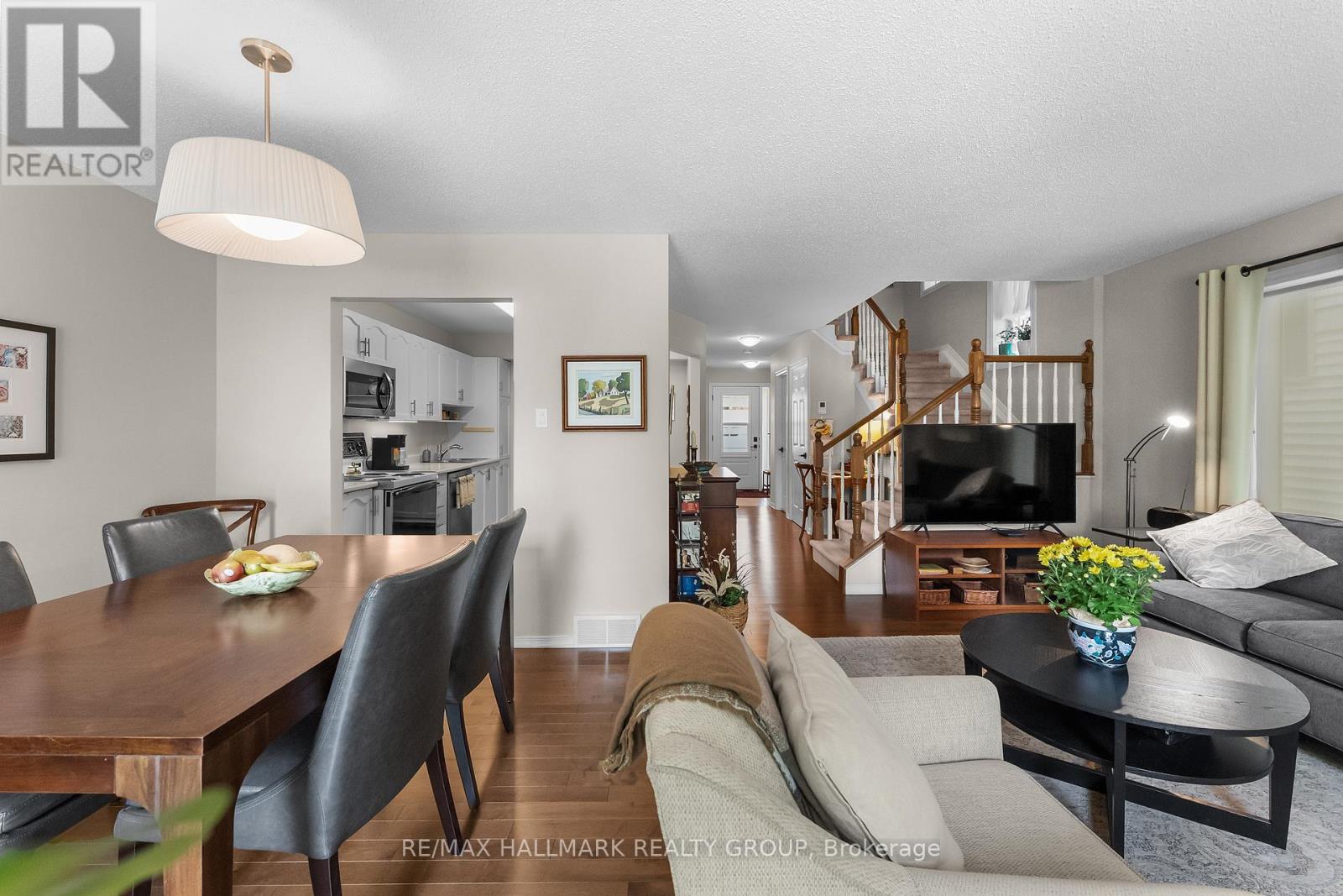 3 Bed, 3 Bath House for Sale in Ottawa – 20 ROYAL OAK COURT, Ottawa – MLS# X13420304 - Image 21