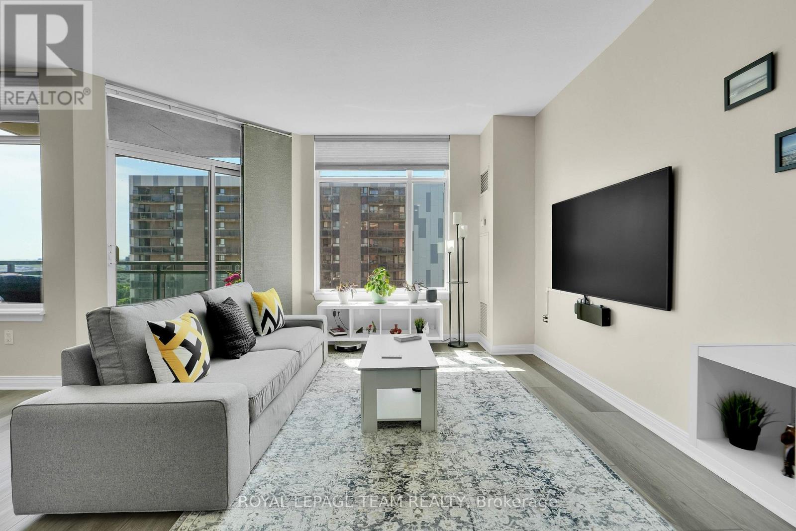 #1905 570 LAURIER AVENUE W - 24