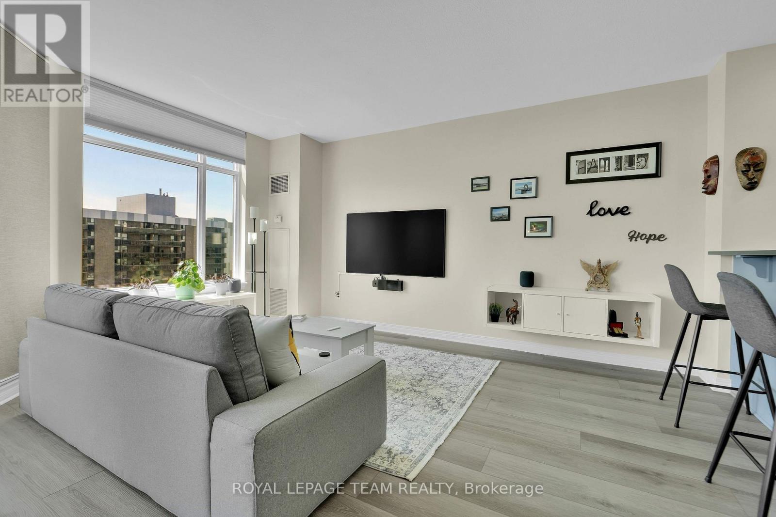 #1905 570 LAURIER AVENUE W - 26