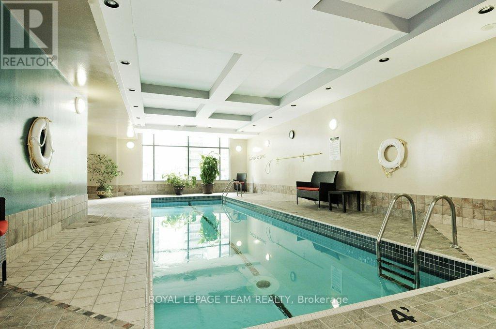 #1905 570 LAURIER AVENUE W - 35