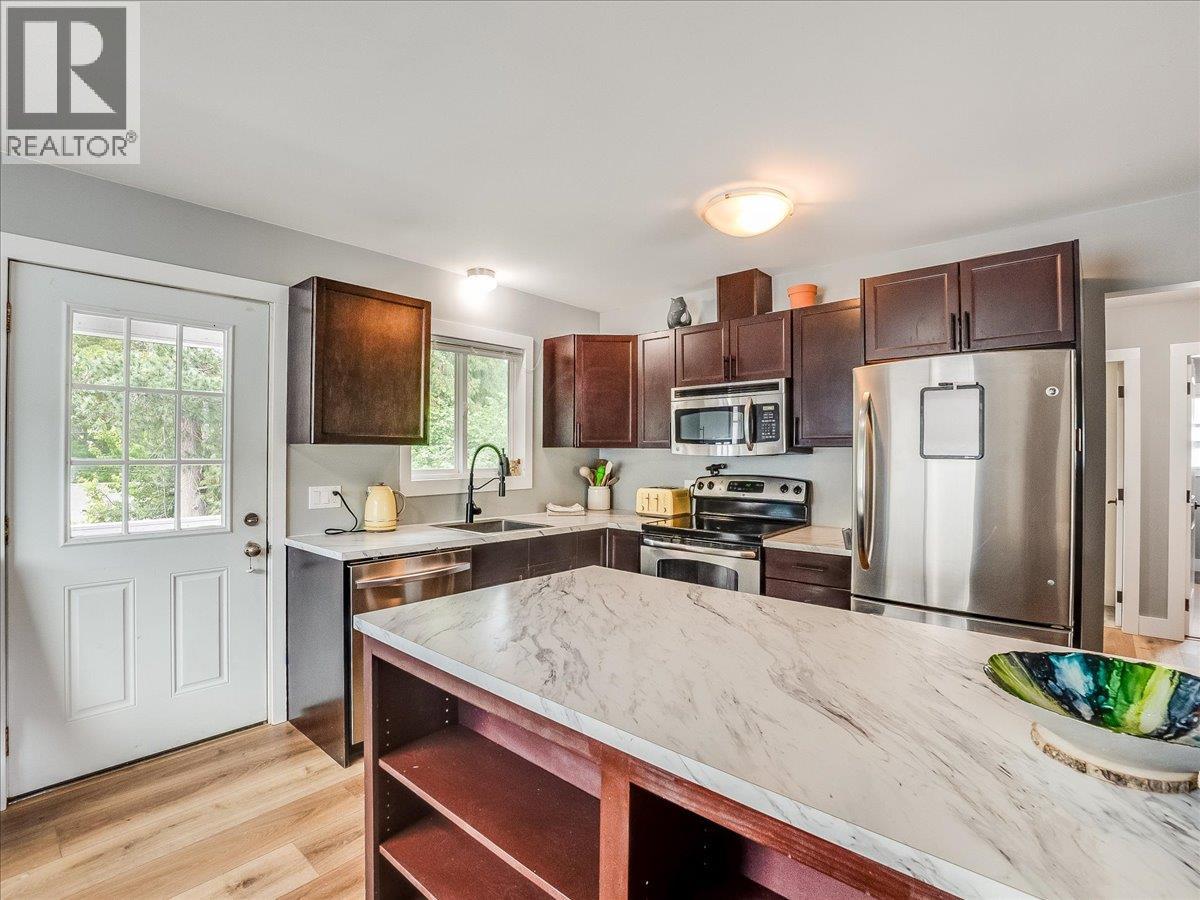 856 7TH Avenue - 18
