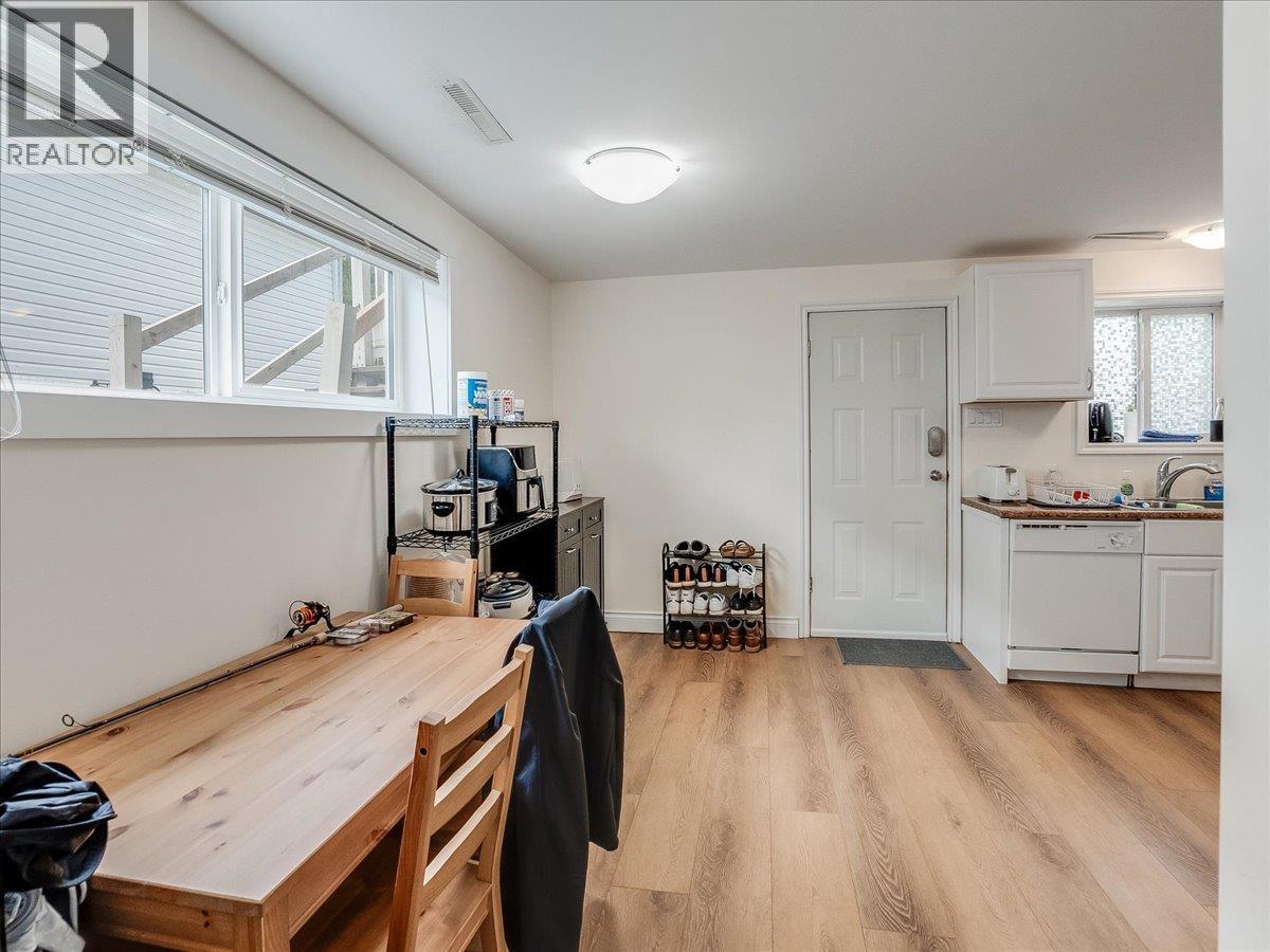 856 7TH Avenue - 38