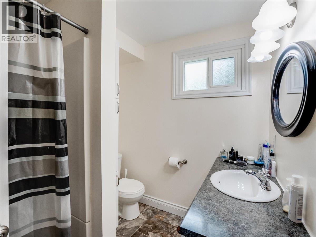 856 7TH Avenue - 43