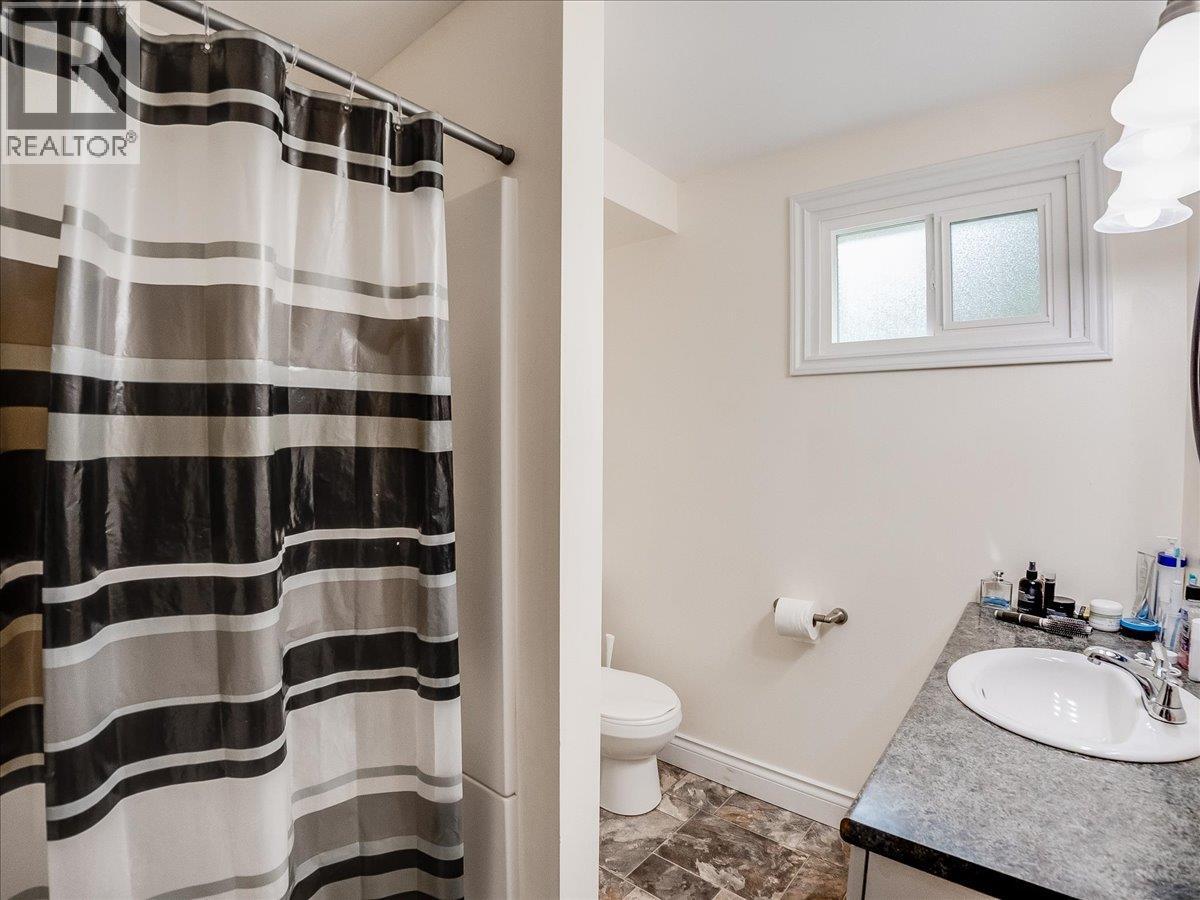 856 7TH Avenue - 44