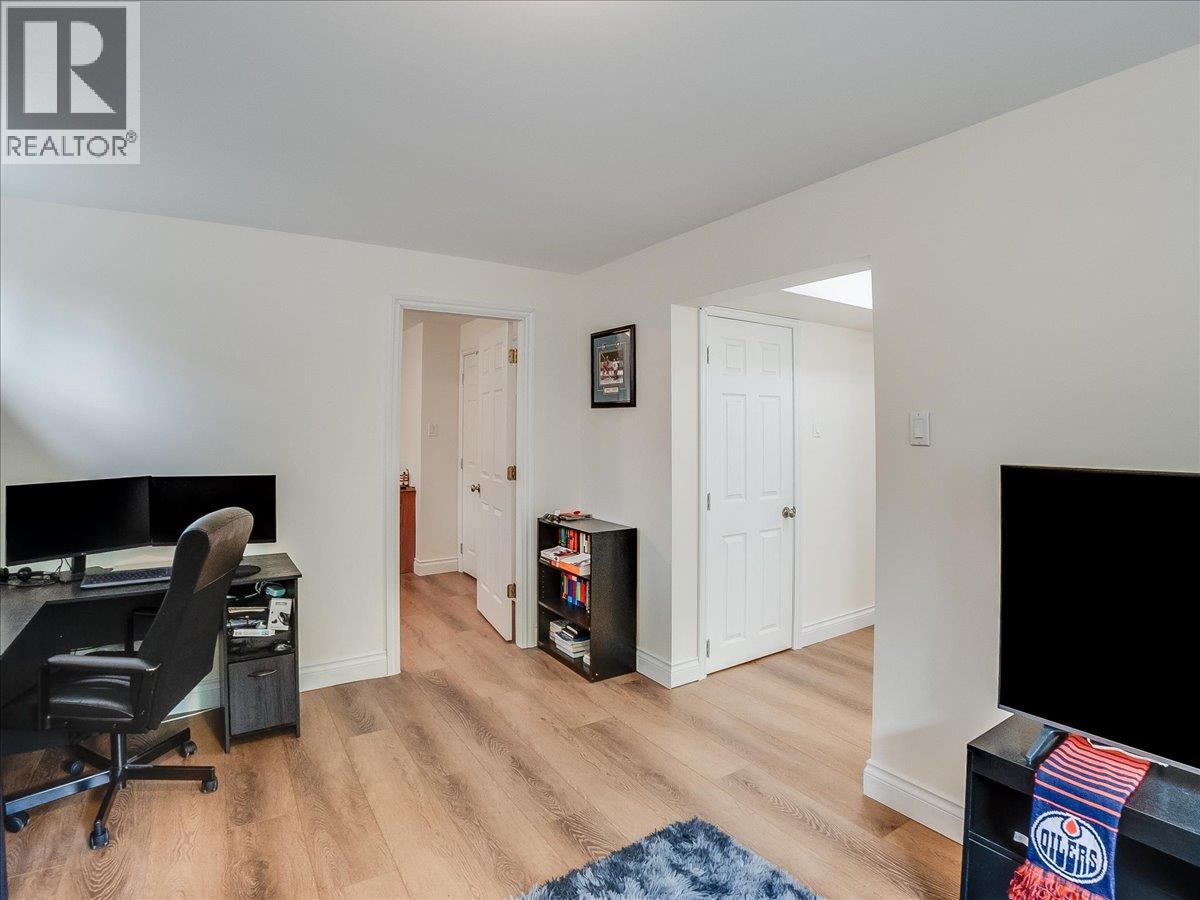 856 7TH Avenue - 47