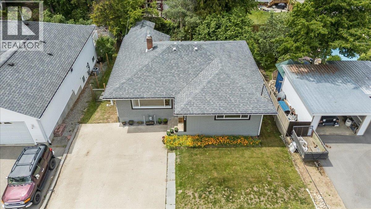 856 7TH Avenue - 53