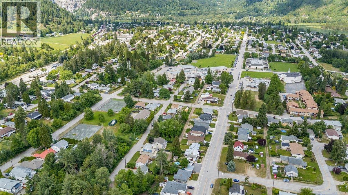 856 7TH Avenue - 69