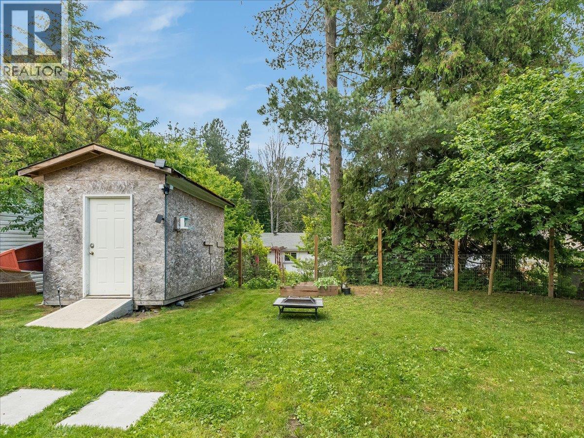 856 7TH Avenue - 7