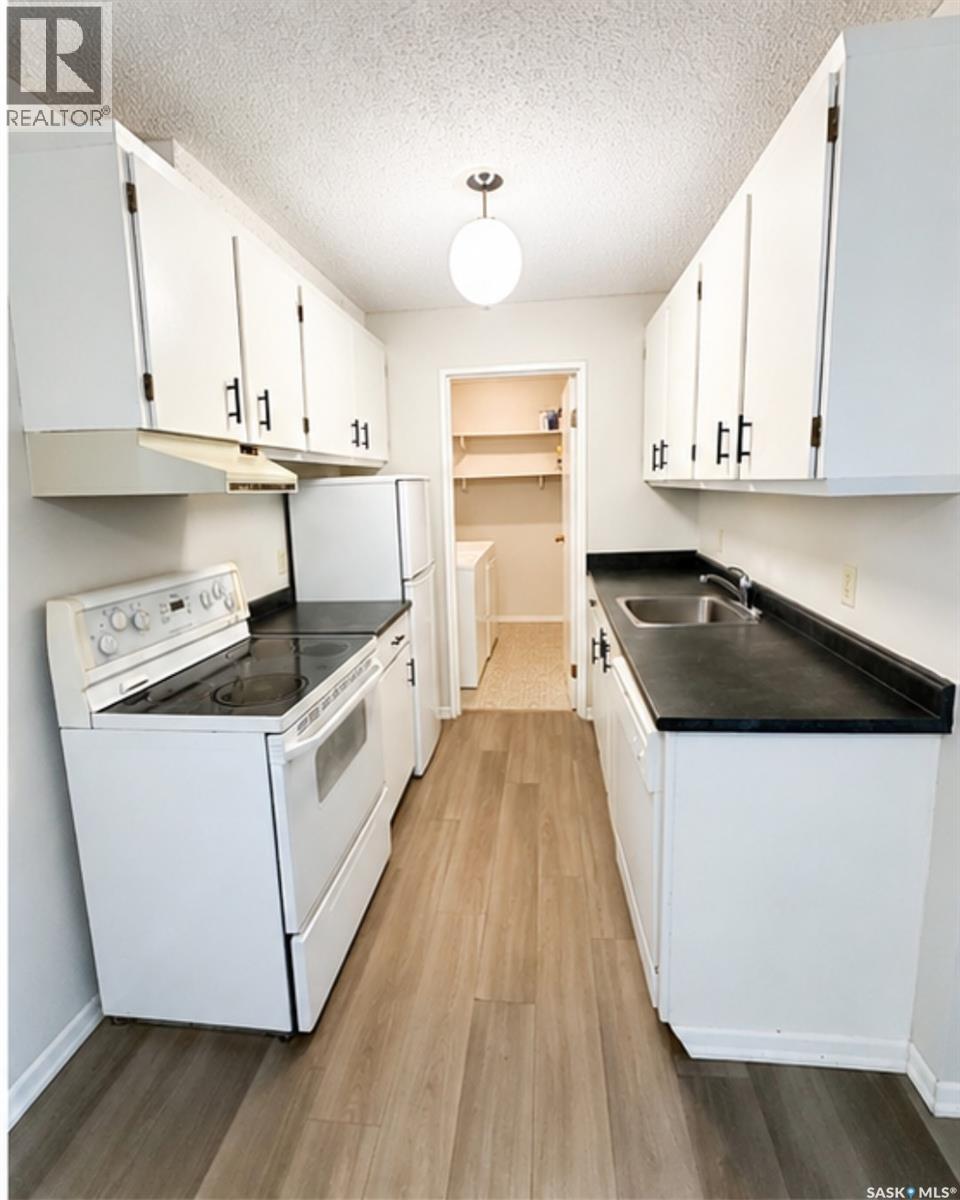 207 423 Tait COURT — photo 8
