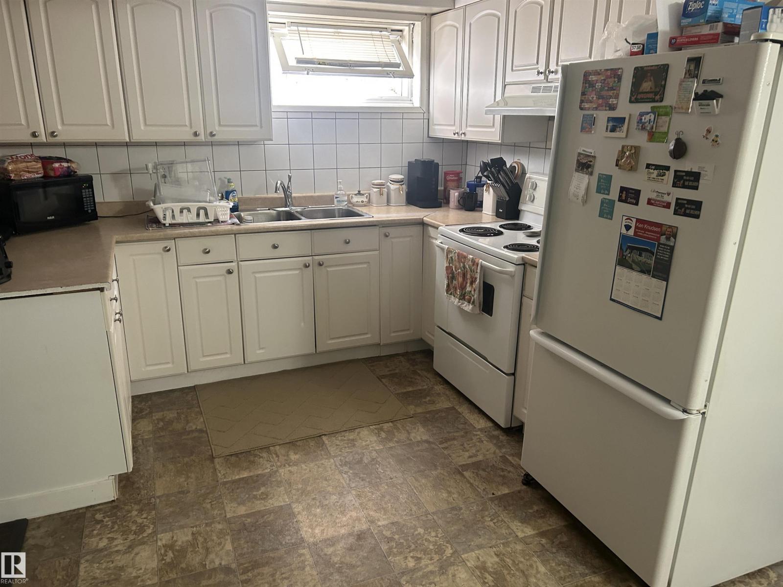 12736 12734 86 ST NW - 14