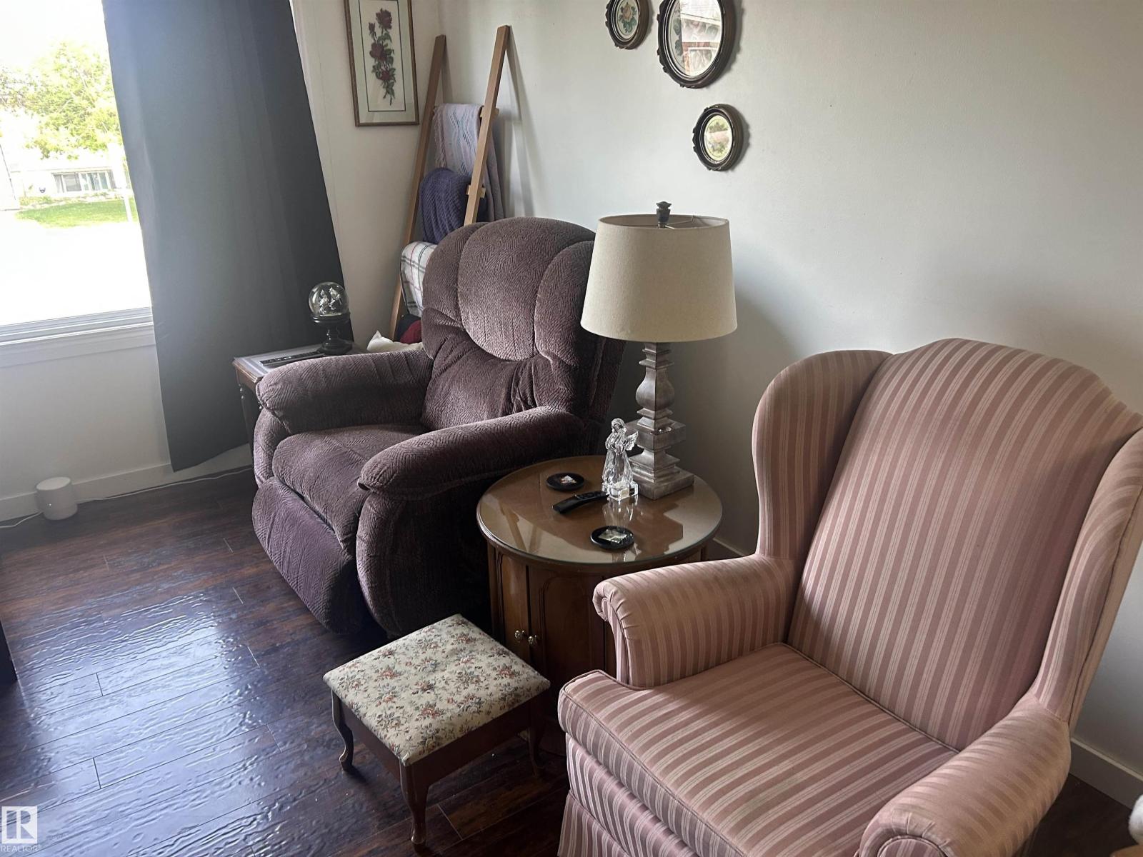 12736 12734 86 ST NW - 2