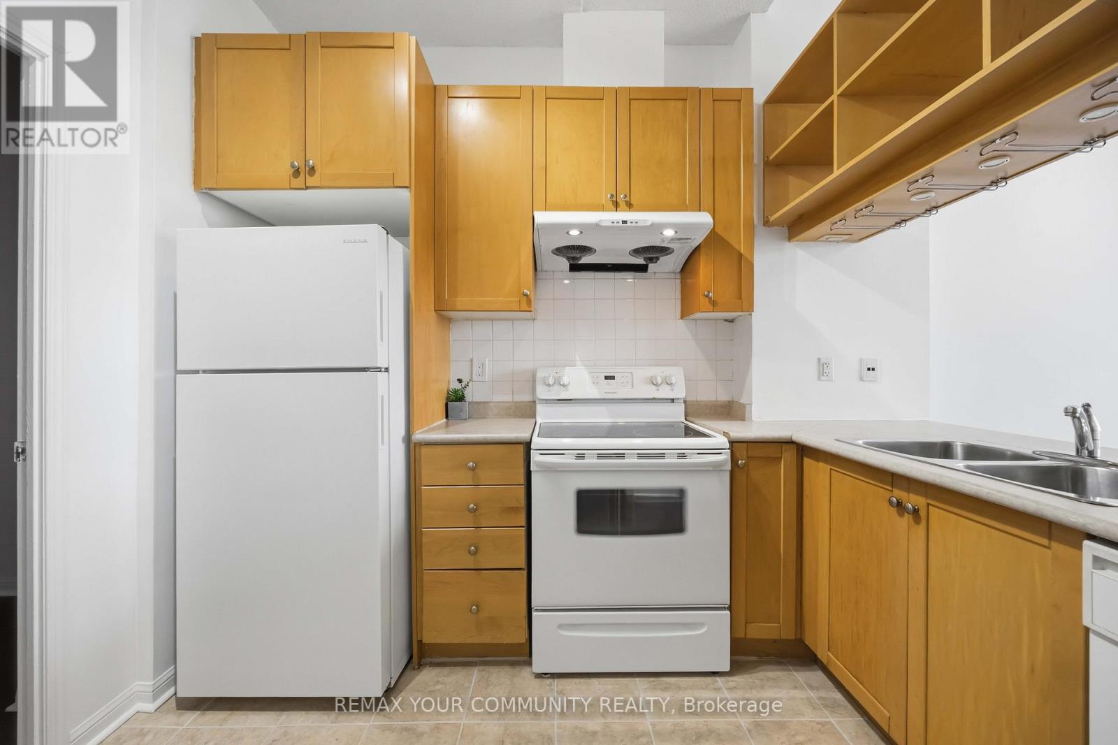 #502 1600 KEELE STREET - 20