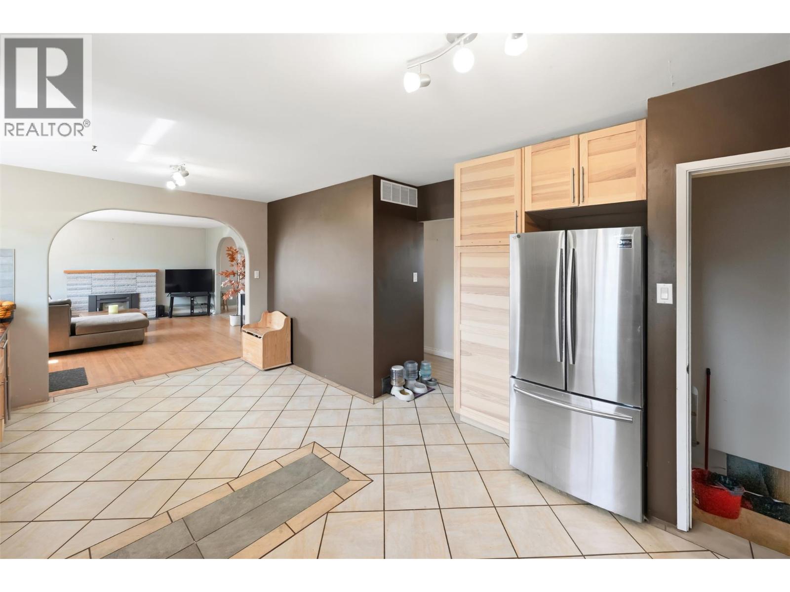 459 Penticton Avenue - 22