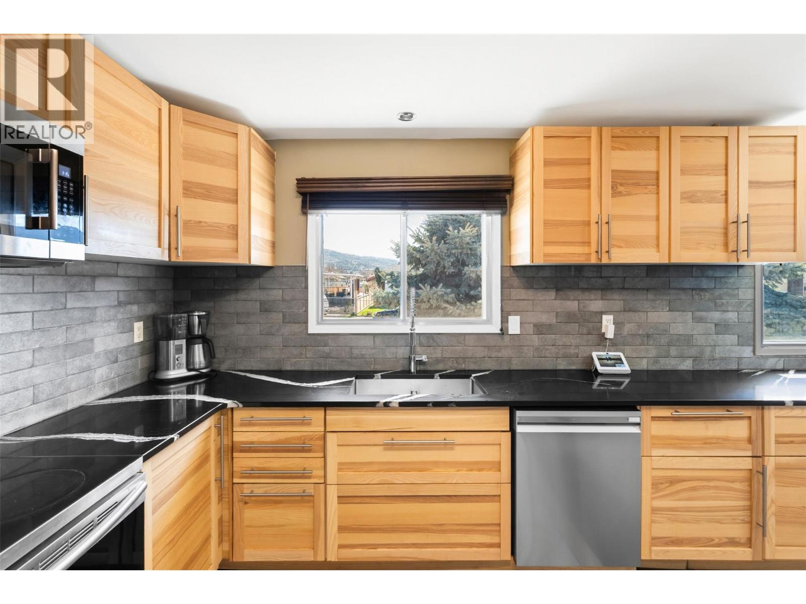 459 Penticton Avenue, Penticton