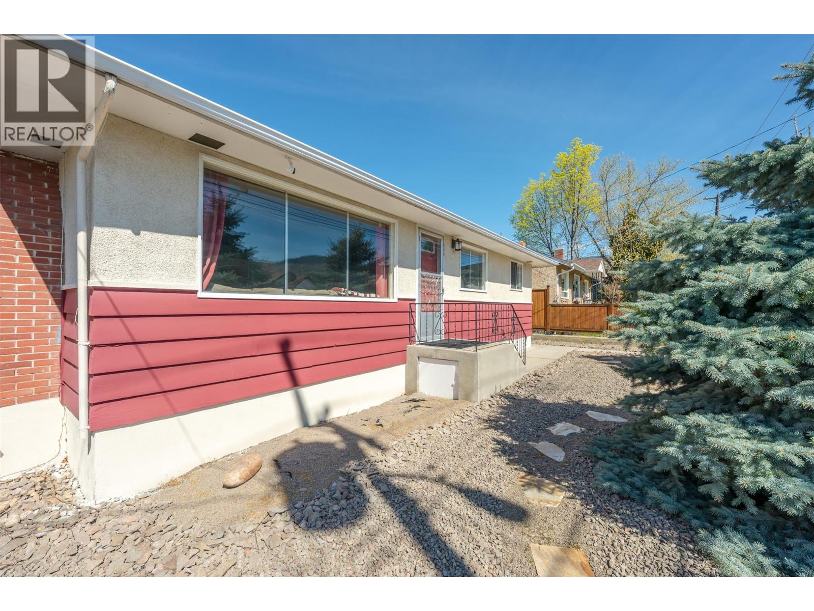 459 Penticton Avenue, Penticton