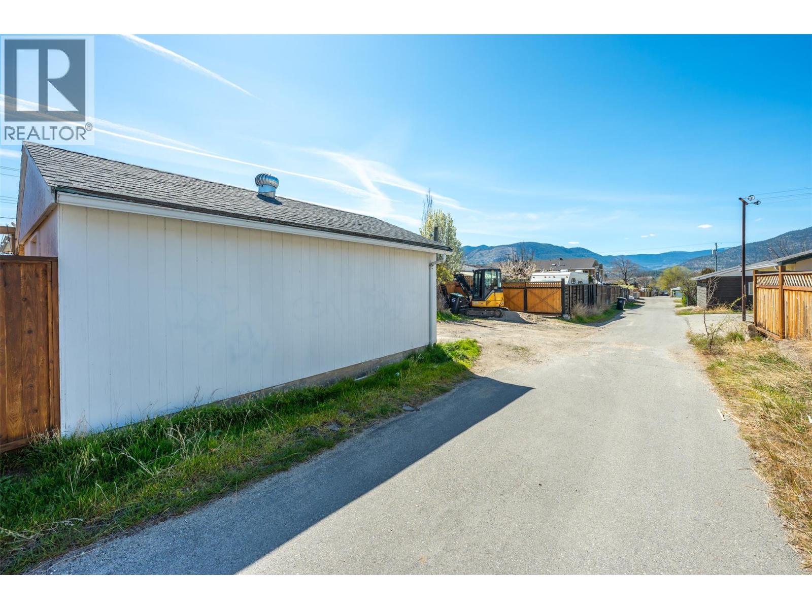 459 Penticton Avenue, Penticton