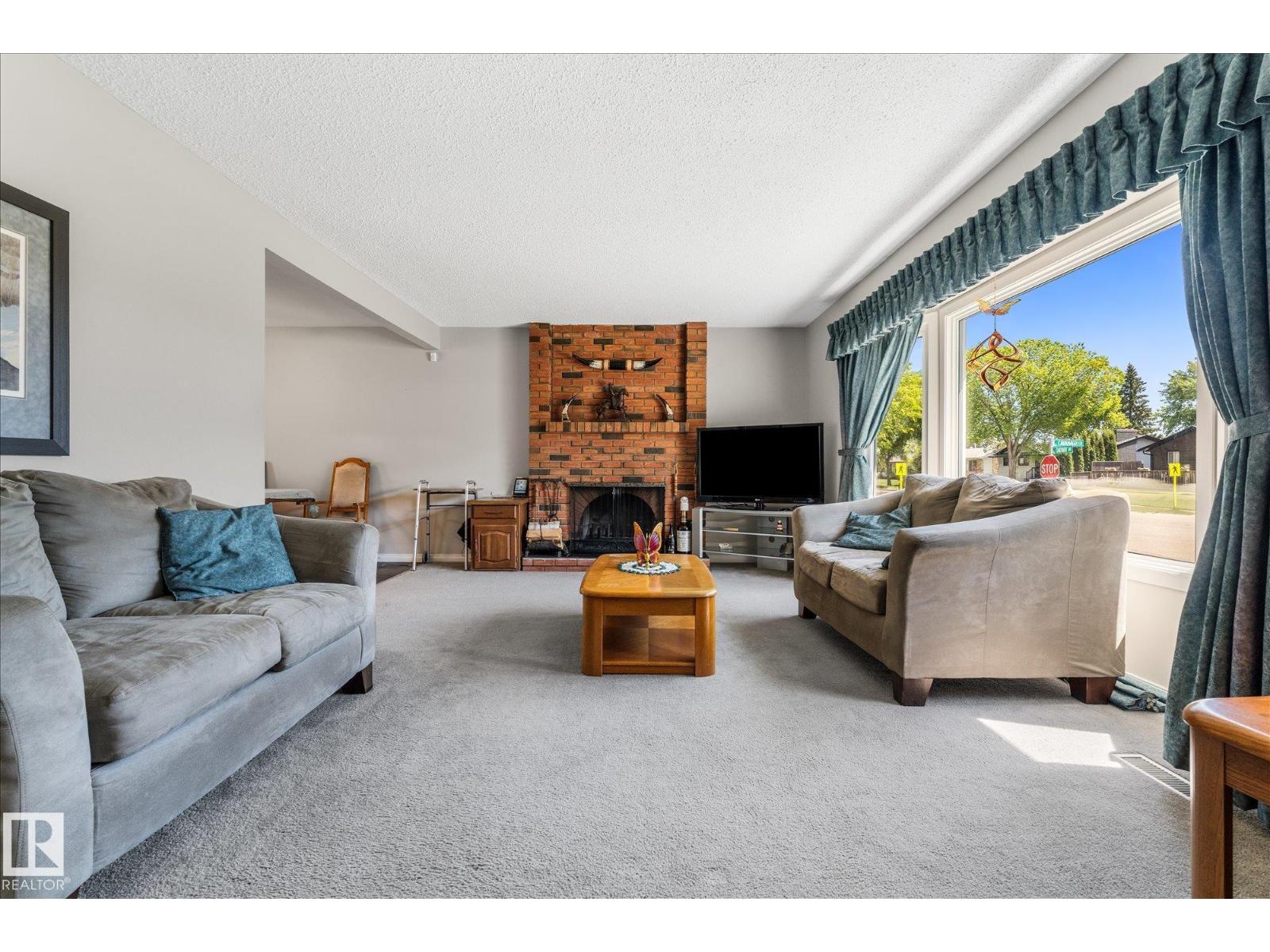 13 OATWAY DR — photo 8