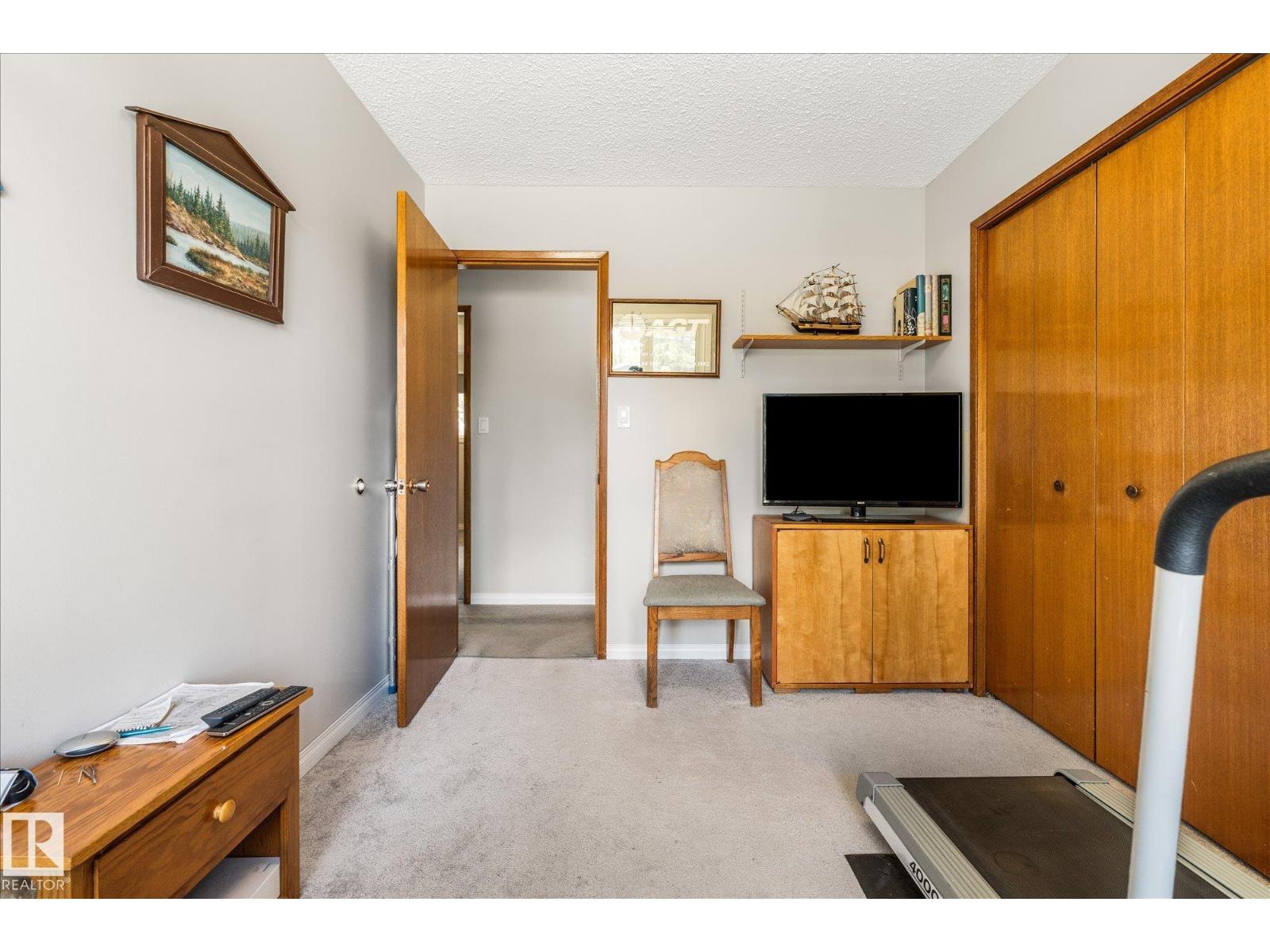 13 OATWAY DR — photo 23