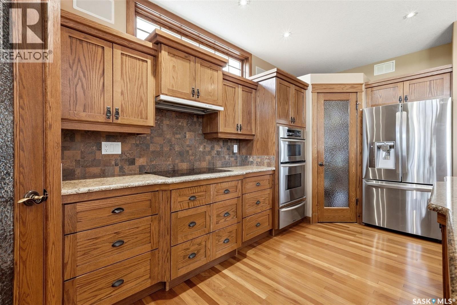 12043 Wascana HEIGHTS — photo 11
