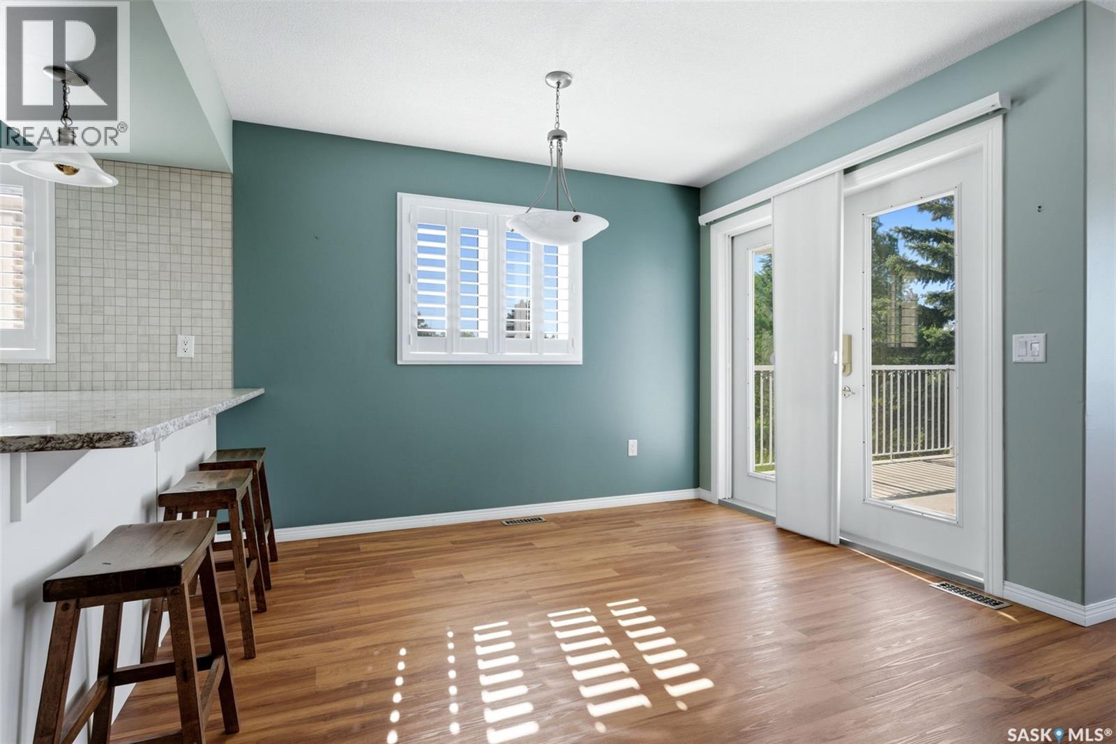 3407 Bishop CRESCENT E — photo 12