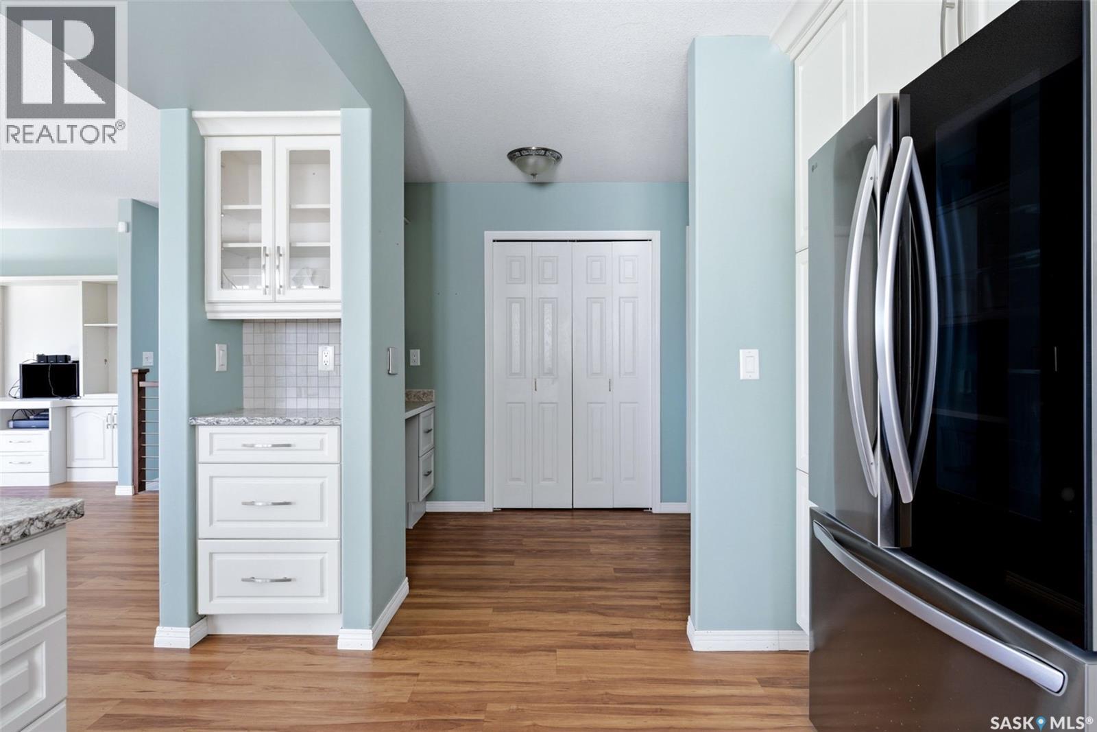 3407 Bishop CRESCENT E — photo 13