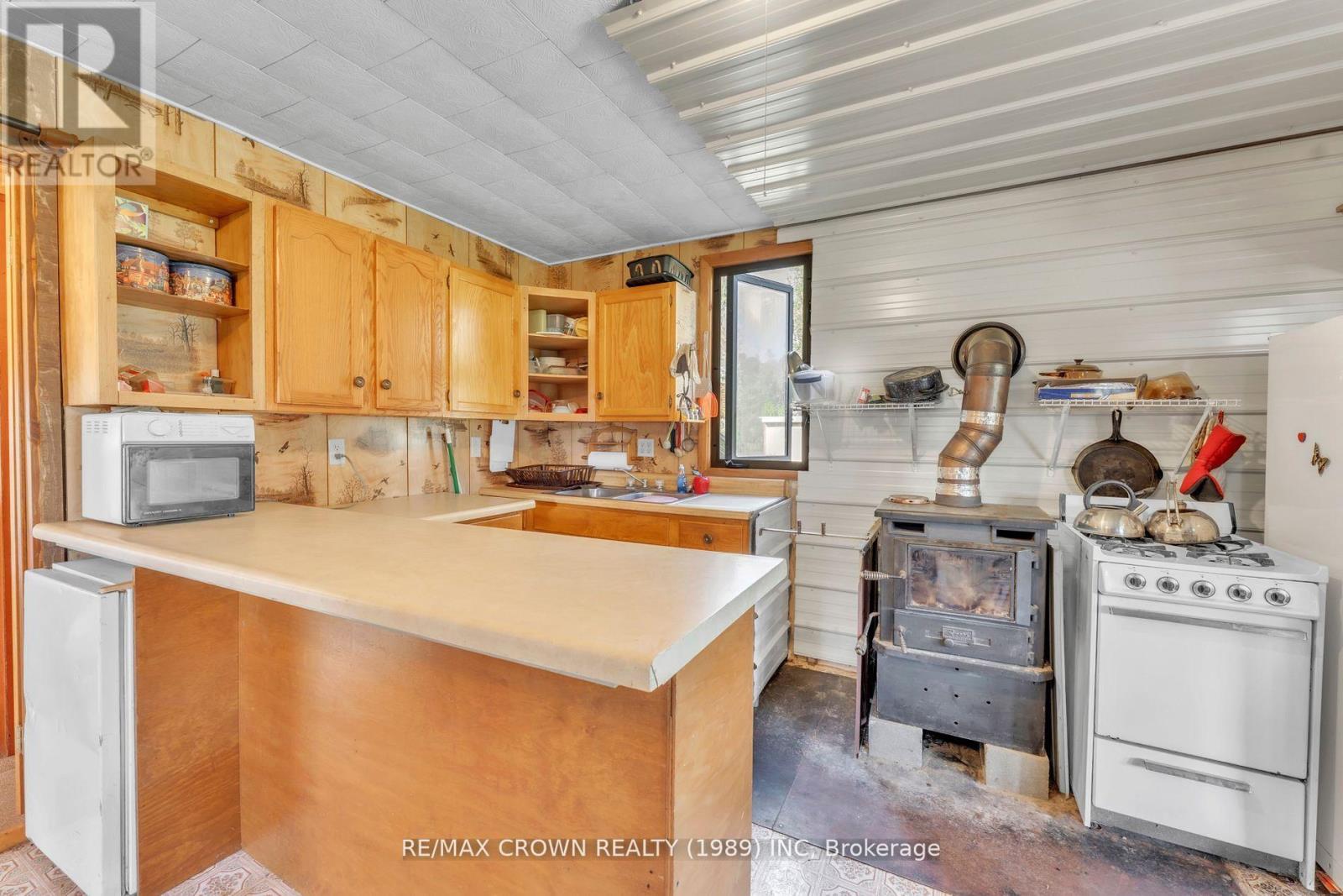346 CAMERON ROAD - Image 17