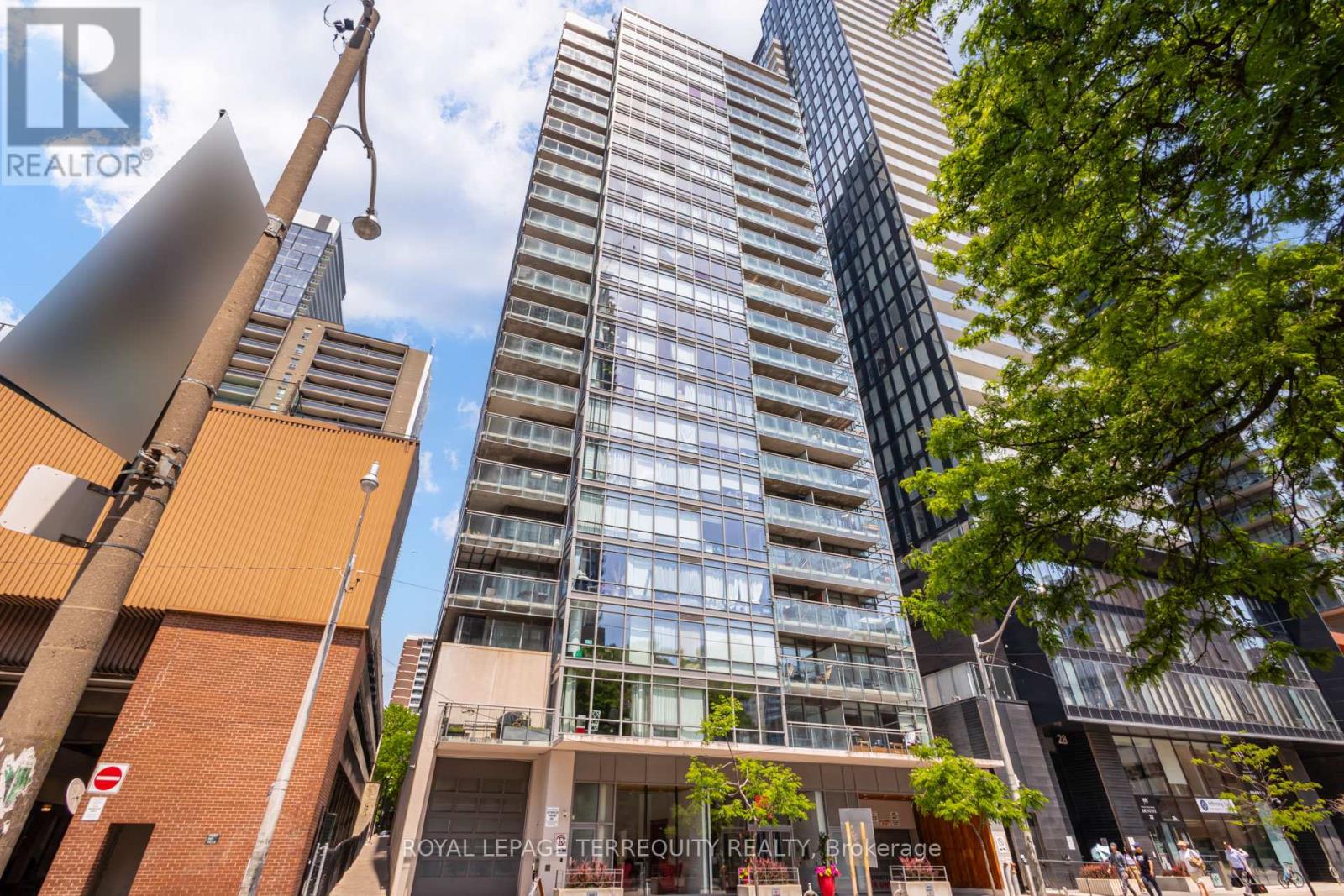 #1307 22 WELLESLEY STREET E - 1