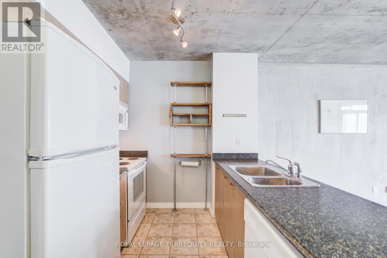 #1307 22 WELLESLEY STREET E - 19