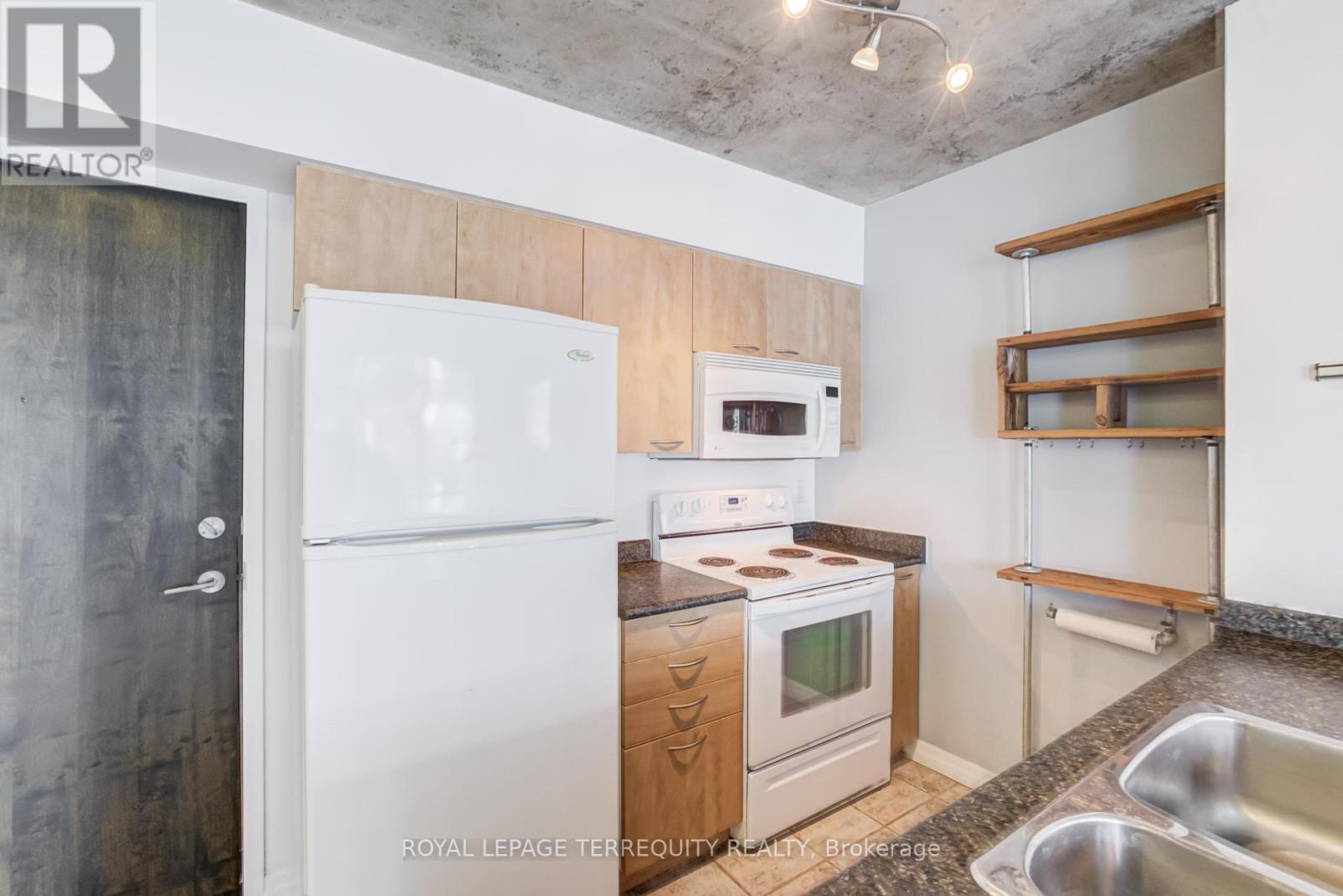 #1307 22 WELLESLEY STREET E - 20